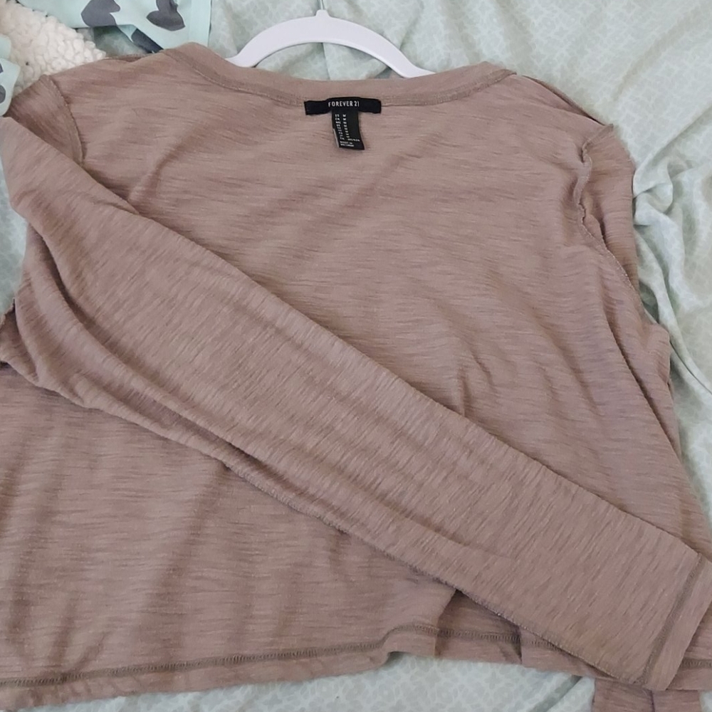 Long sleeve sweatshirt